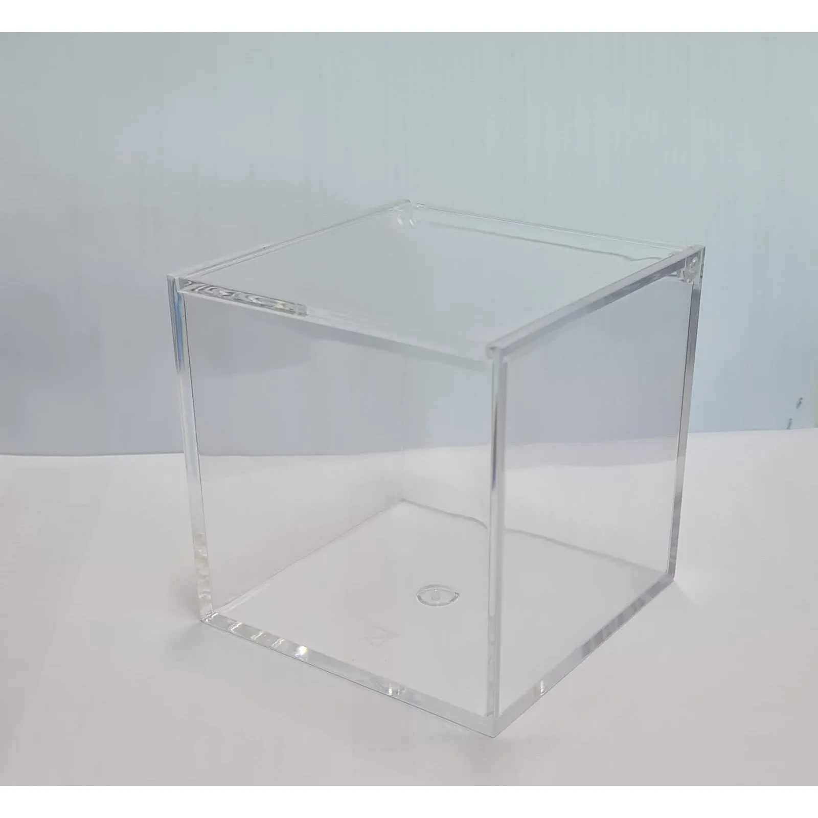 Acrylic Gift Box Square 12x12x12cm Super Transparent with Flip Lid