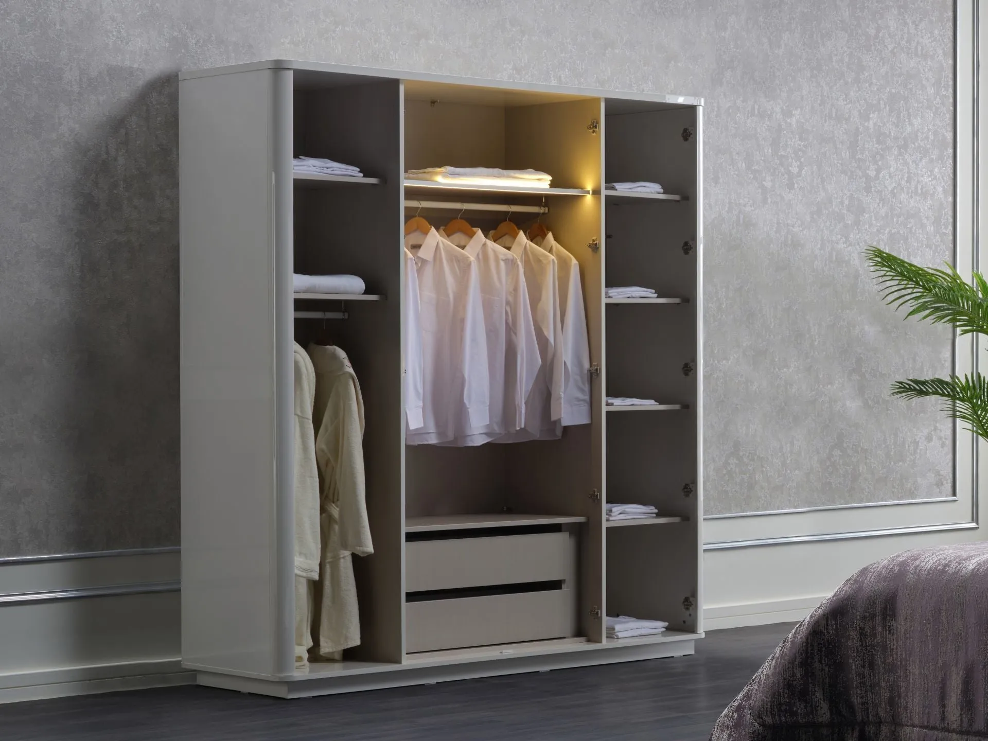 Aysa Wardrobe 4 Doors