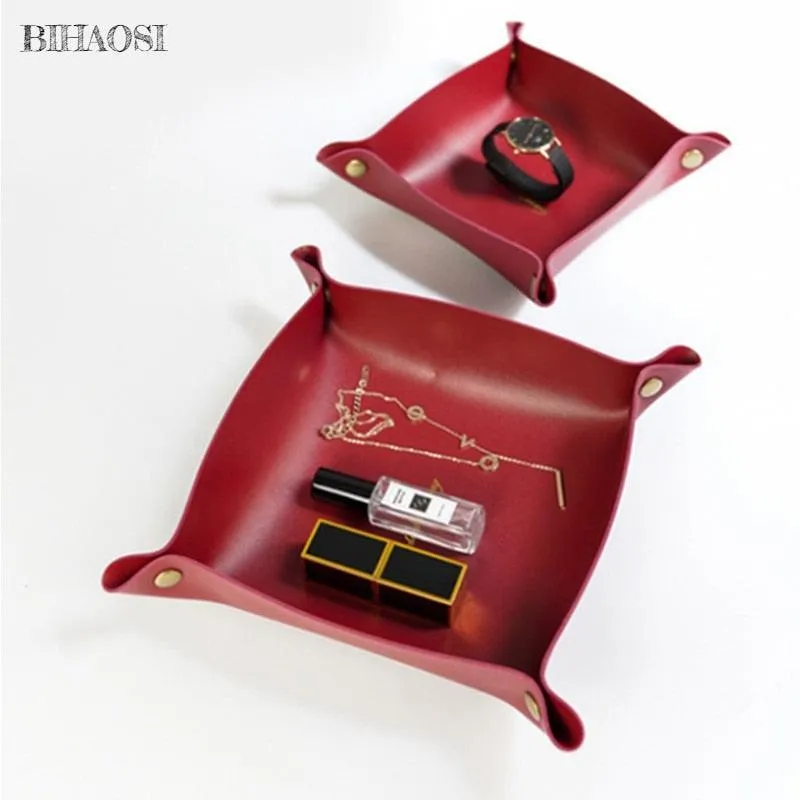 Chic PU Leather Desktop Storage Tray for Stylish Home Organization