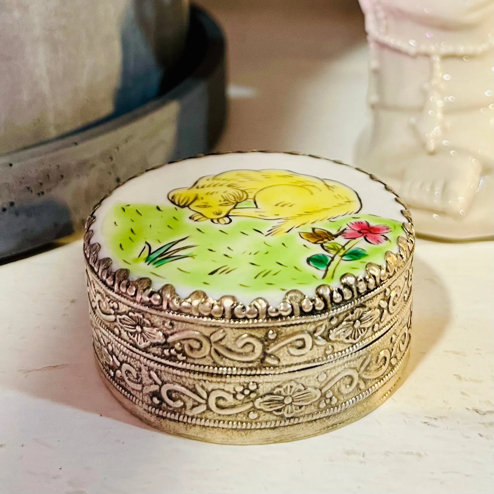 Chinese Dog Porcelain Box