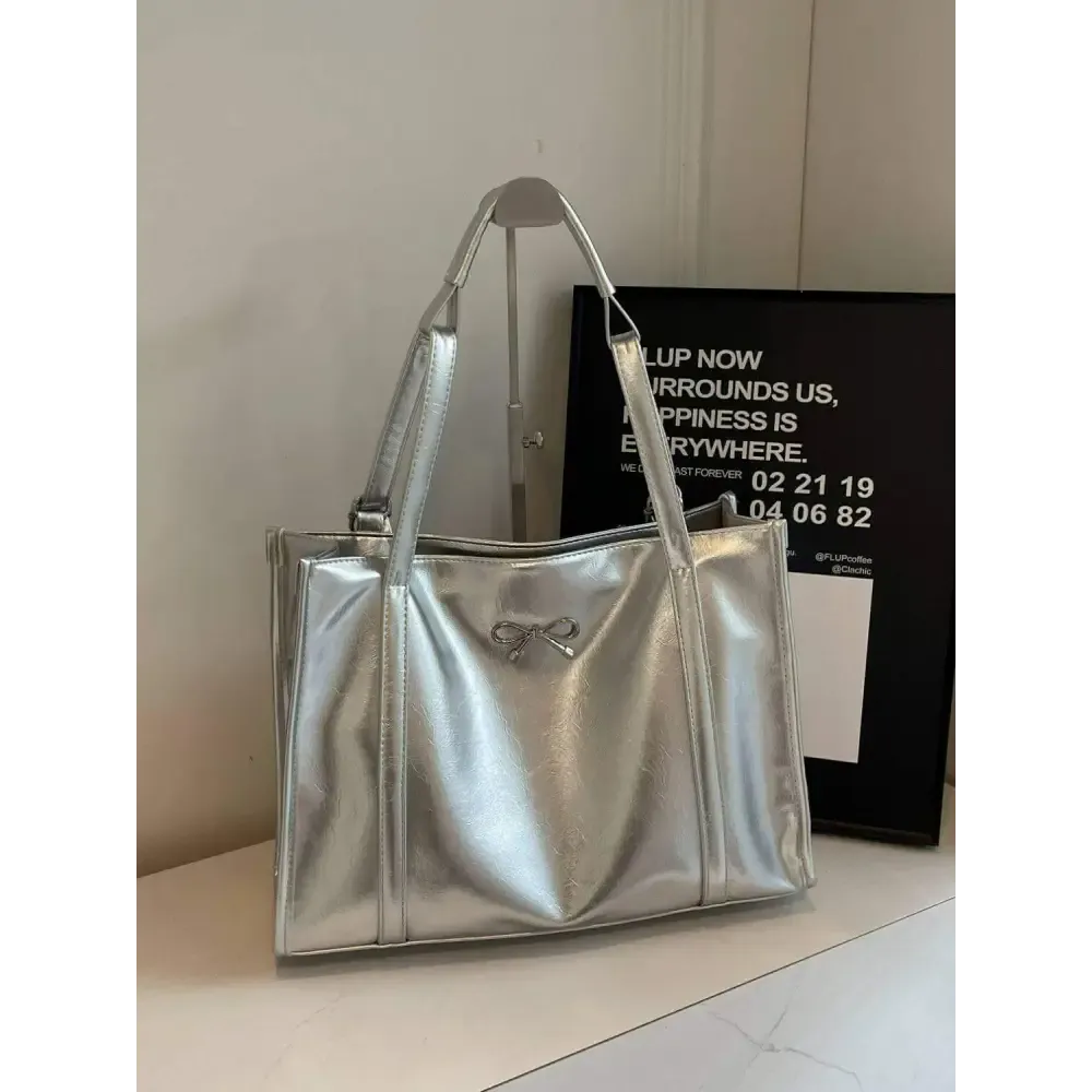 Elevate Your Wardrobe with an Elegant Large PU Leather Bag in Luxury Fashion