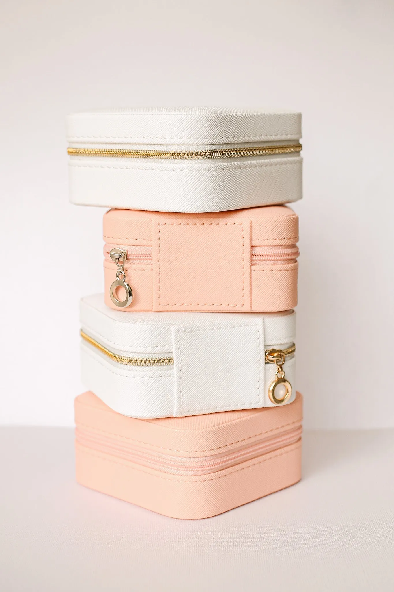 Jewelry Travel Case in Peach