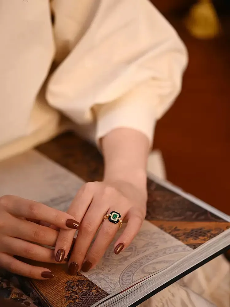 Malachite 18K Gold Ring – Art Deco Statement Ring | Unique Gemstone Jewelry