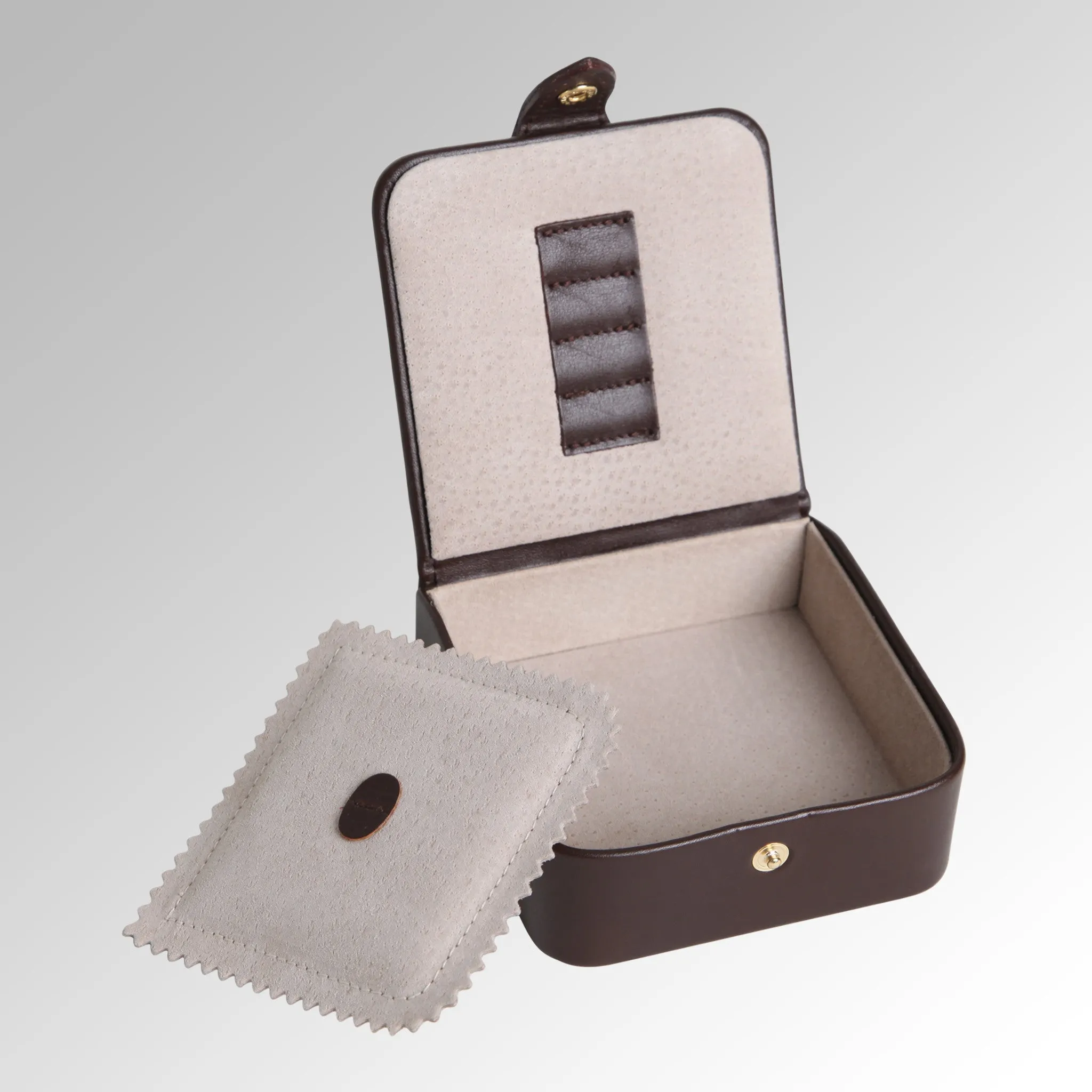 MANS LARGE STUD BOX