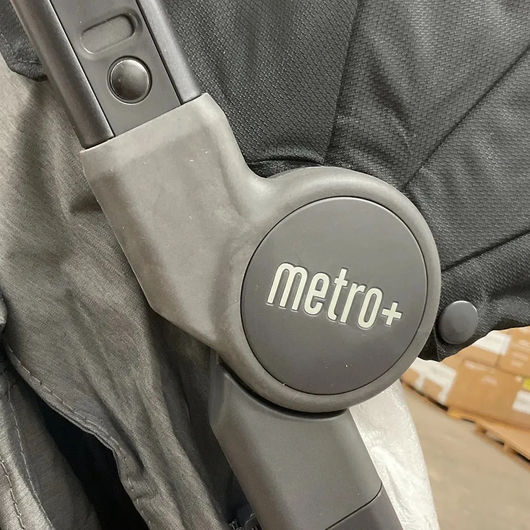 Metro  Deluxe Stroller - Skyline Shadow (See Description)