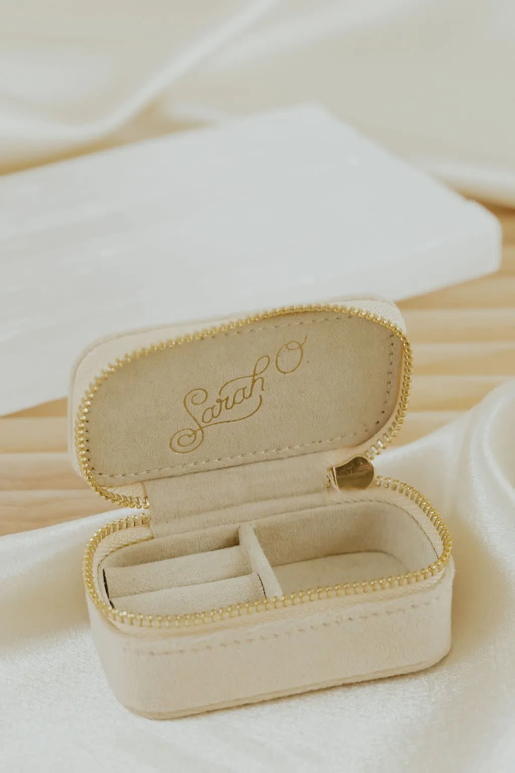 Mini Velvet Travel Case