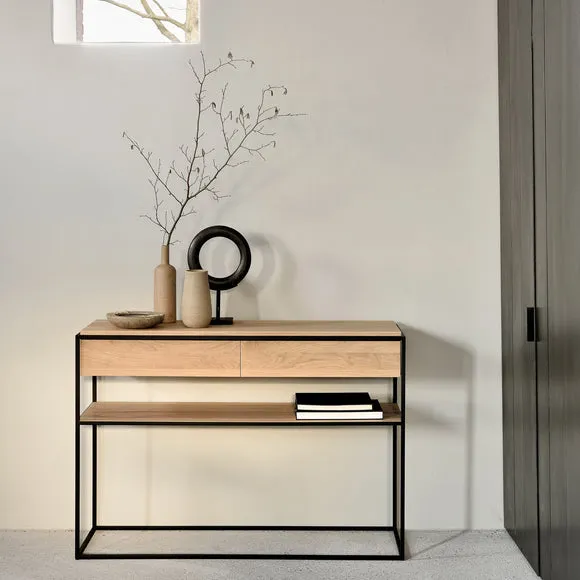 Monolit console