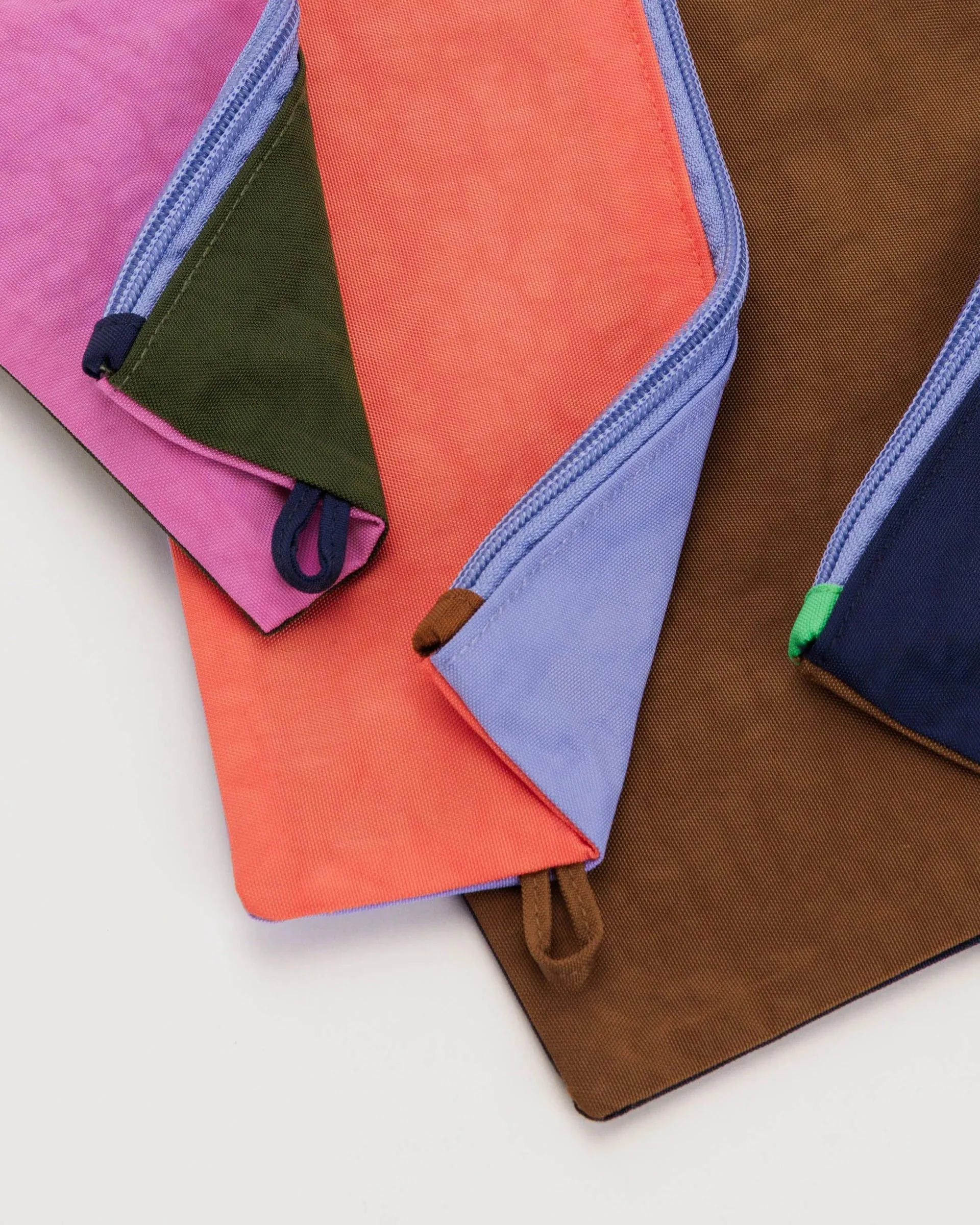 Night Lights Flat Pouch Set