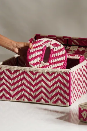 Sirohi Haandwoven Trousseau Gifting | Set Of 5 | Pink & White