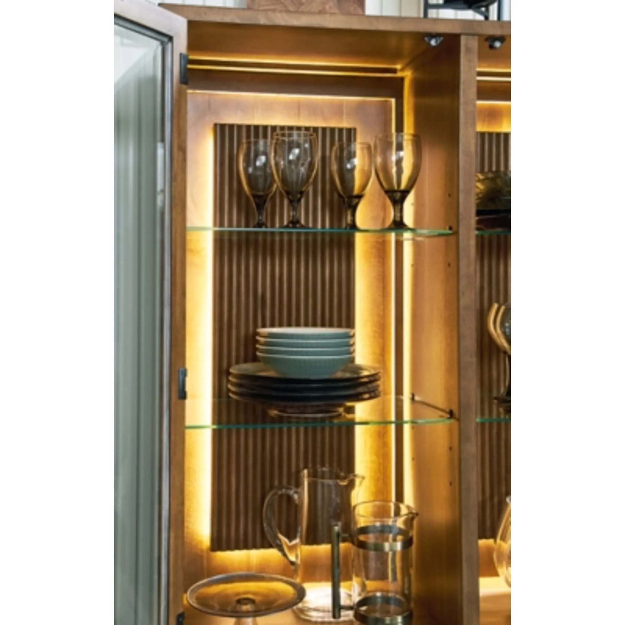 Steenlage-Exclusive Display Cabinet
