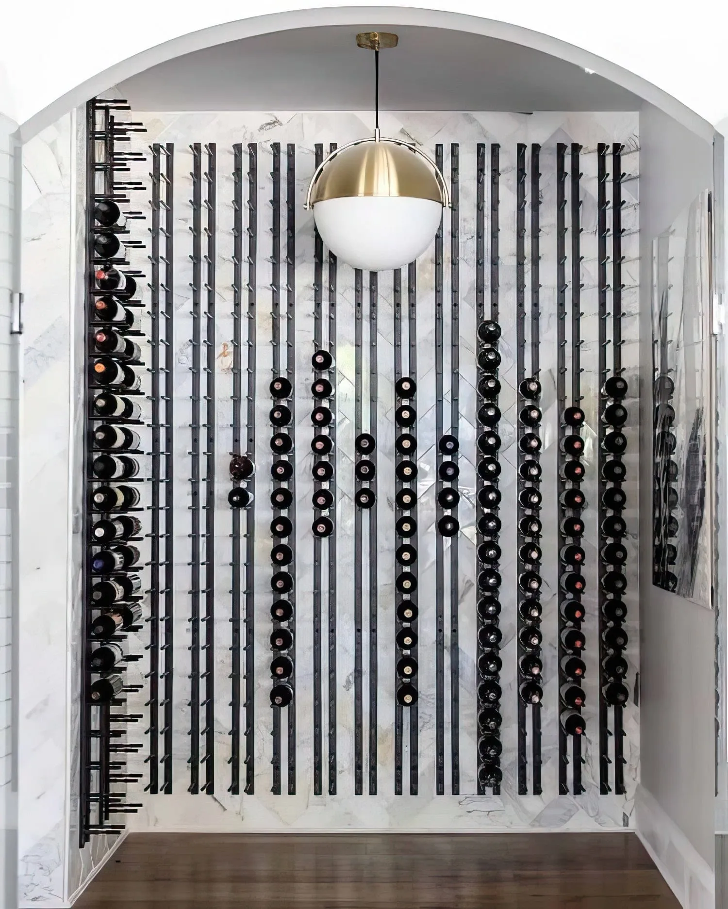 Straight Bottle ST Wall Mounted Wine Rails – 3FT Metal Wine Rack (9 Bottles)